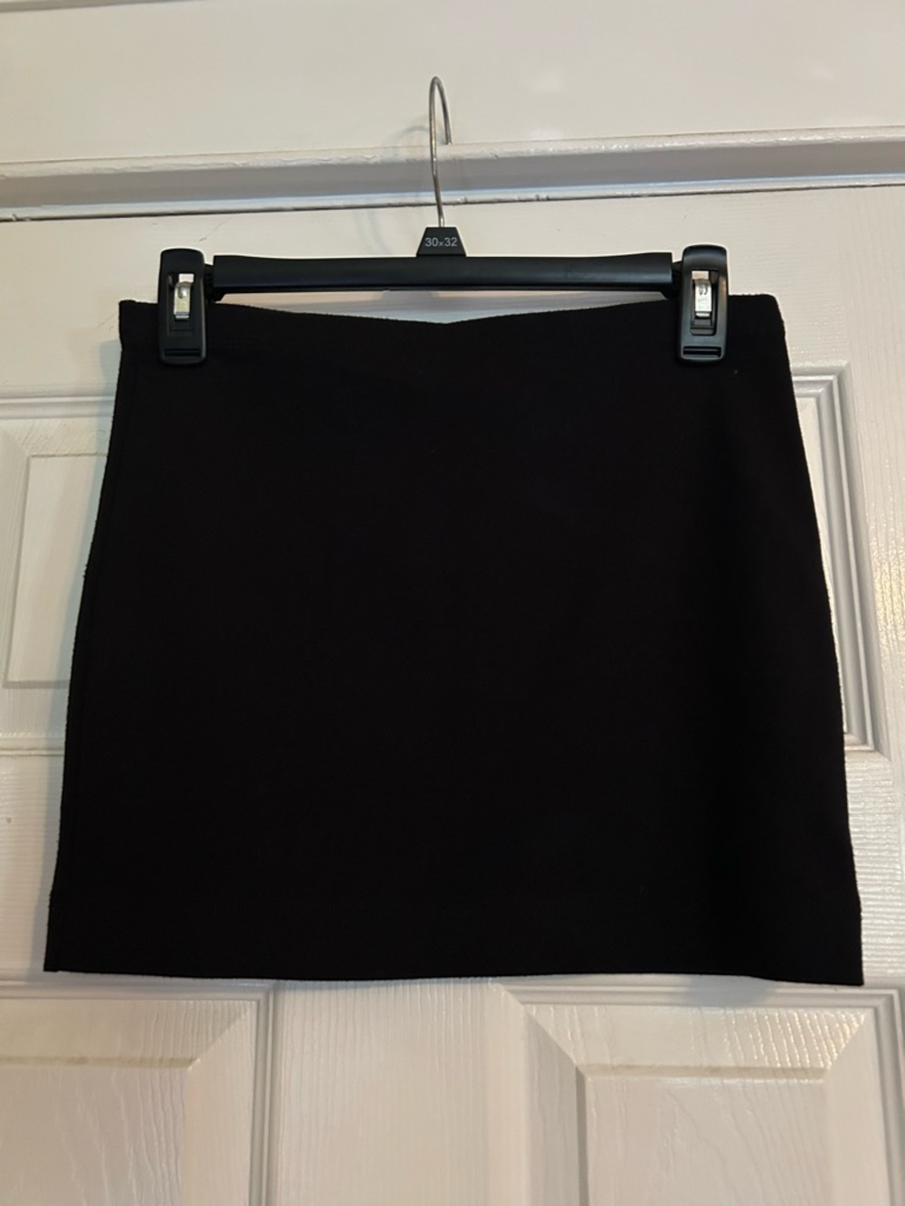 Forever 21 Black Mini Skirt - Straight Silhouette